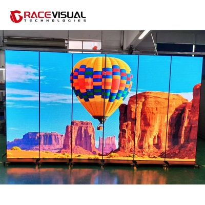 P2.5 640x1920mm Indoor LED Poster Display Ultra-High Definition Wide Viewing Angle Voor commerciële presentaties