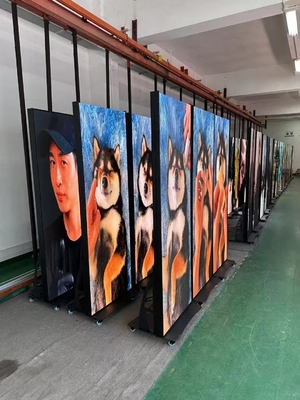 P2.5mm 640x1920mm Indoor IPoster LED Panel - Slank uiterlijk en lichtgewicht, veelzijdige besturingsopties
